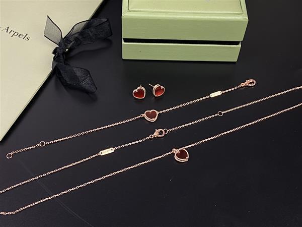 202427165456496 3820